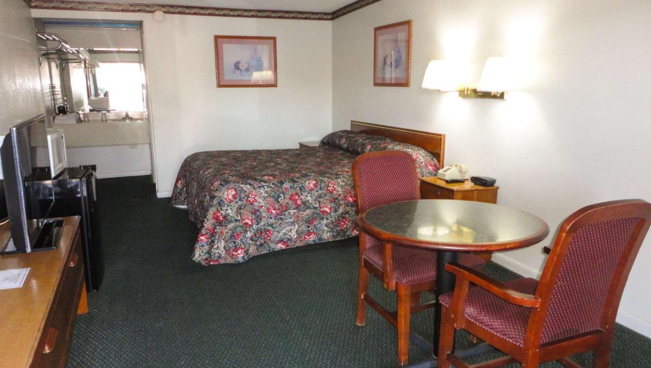 Budget Inn Franklinton Ngoại thất bức ảnh