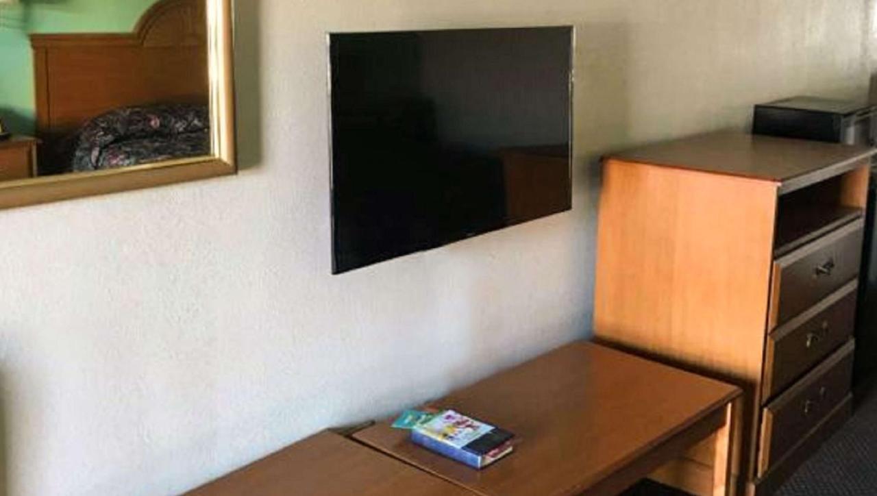Budget Inn Franklinton Ngoại thất bức ảnh