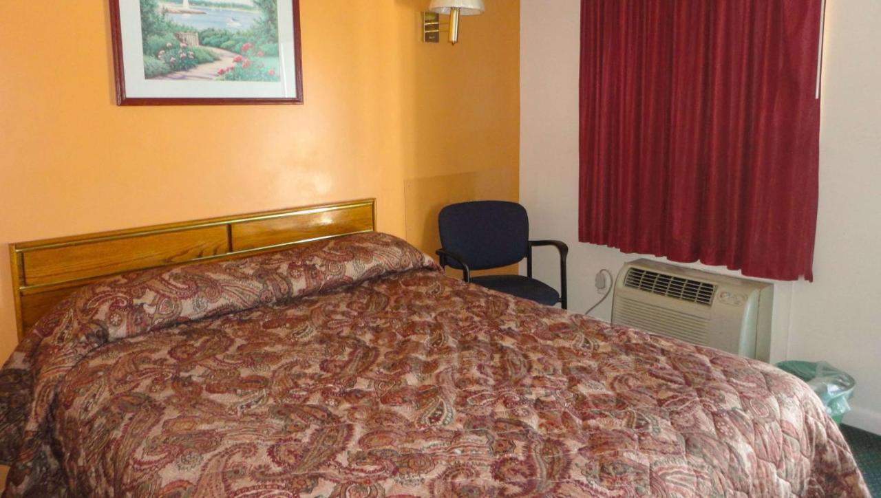 Budget Inn Franklinton Ngoại thất bức ảnh